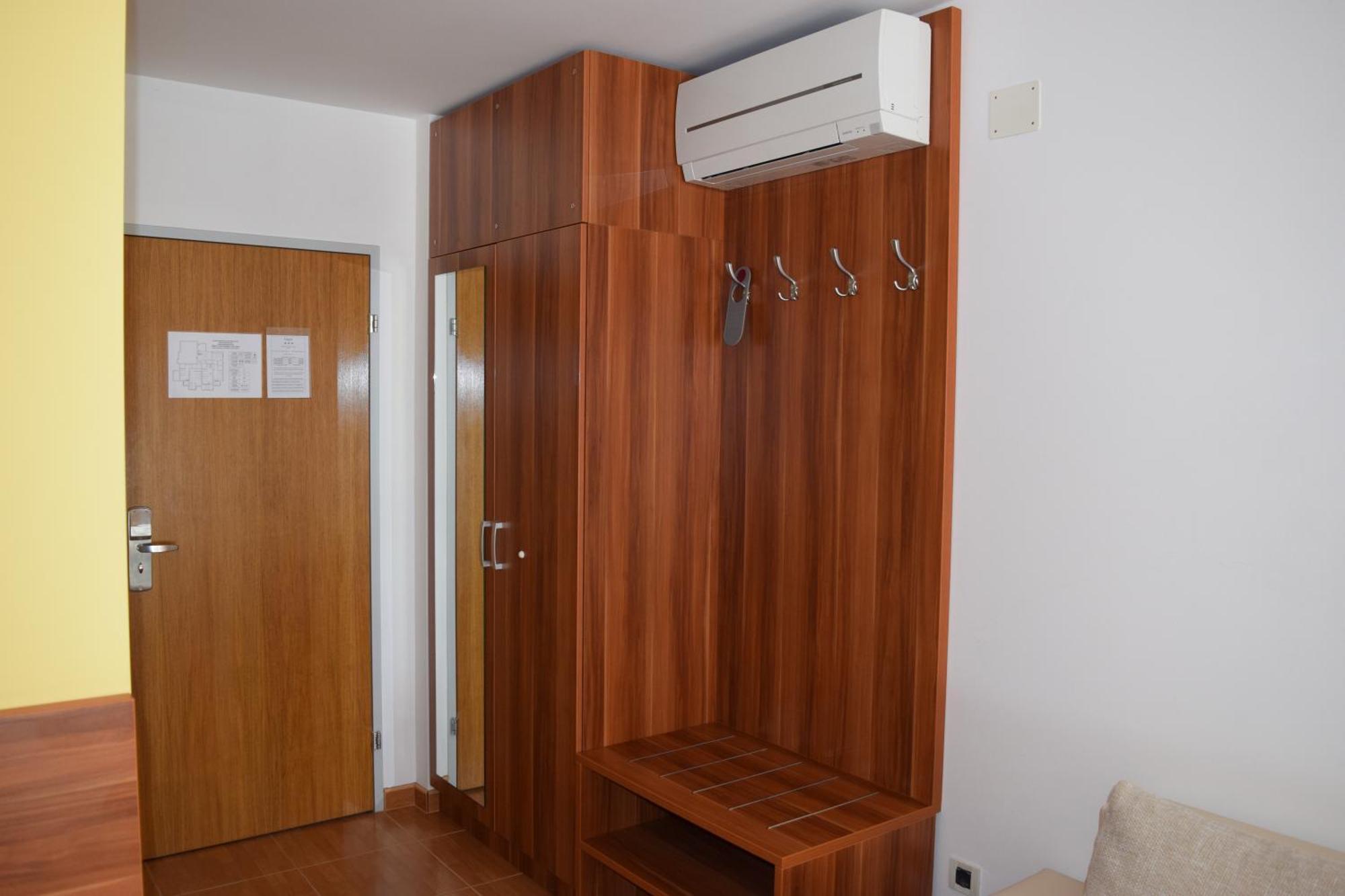 Bed & Breakfast Grgic Novigrad  Exterior photo